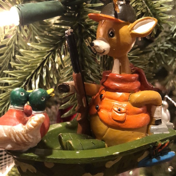 JWM Collection Hunting Ornament “Deer in Boat” - Picture 12 of 14